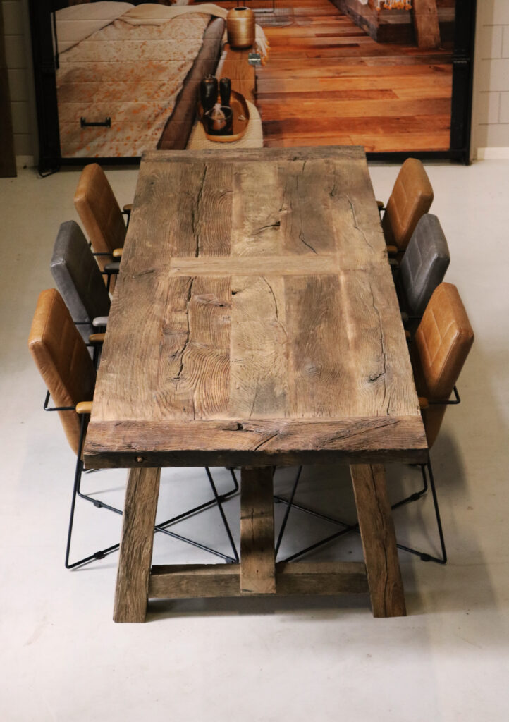 Kloostertafel oud eiken