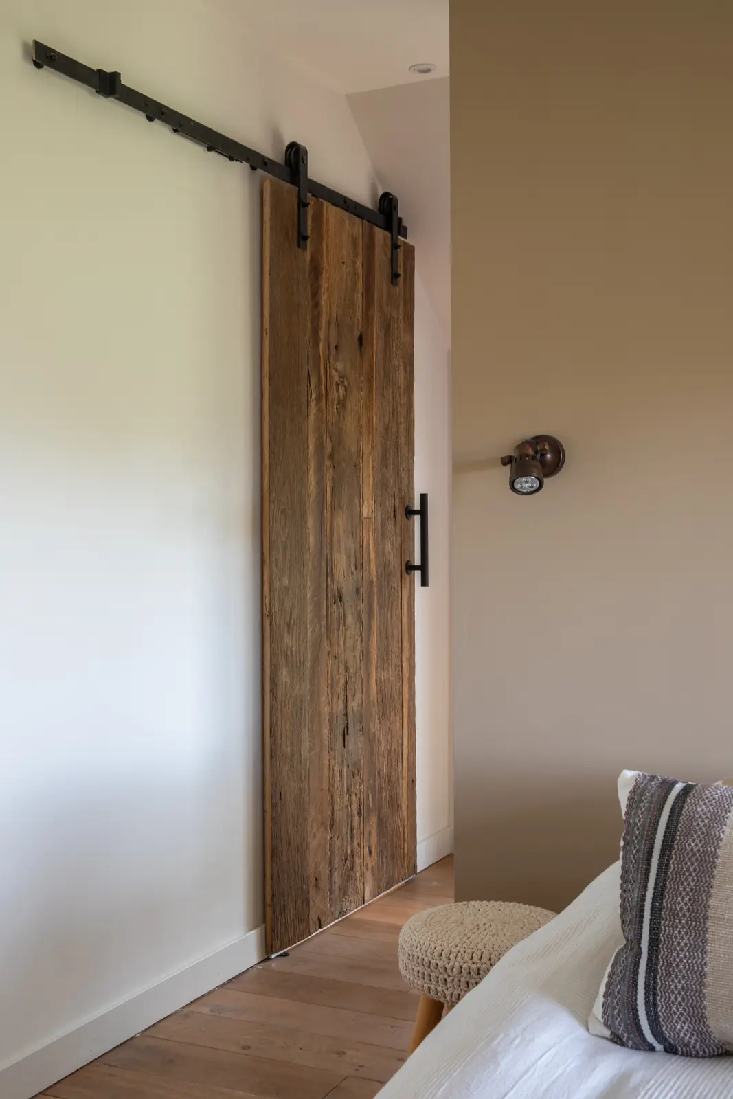 Eiken schuifdeur van massief oud eiken hout