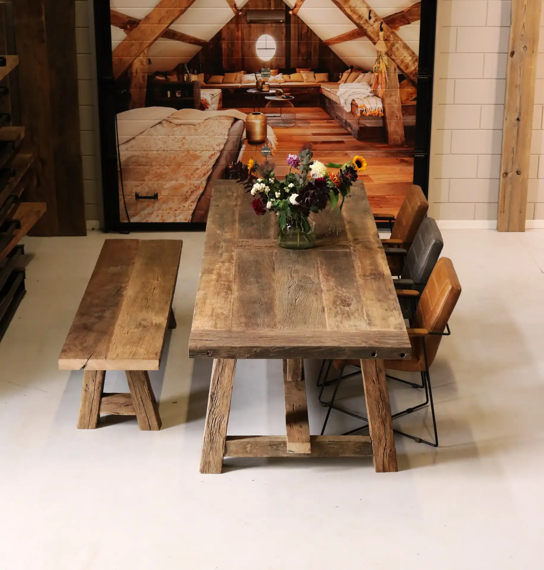 kloostertafel eiken met warme, natuurlijke uitstraling