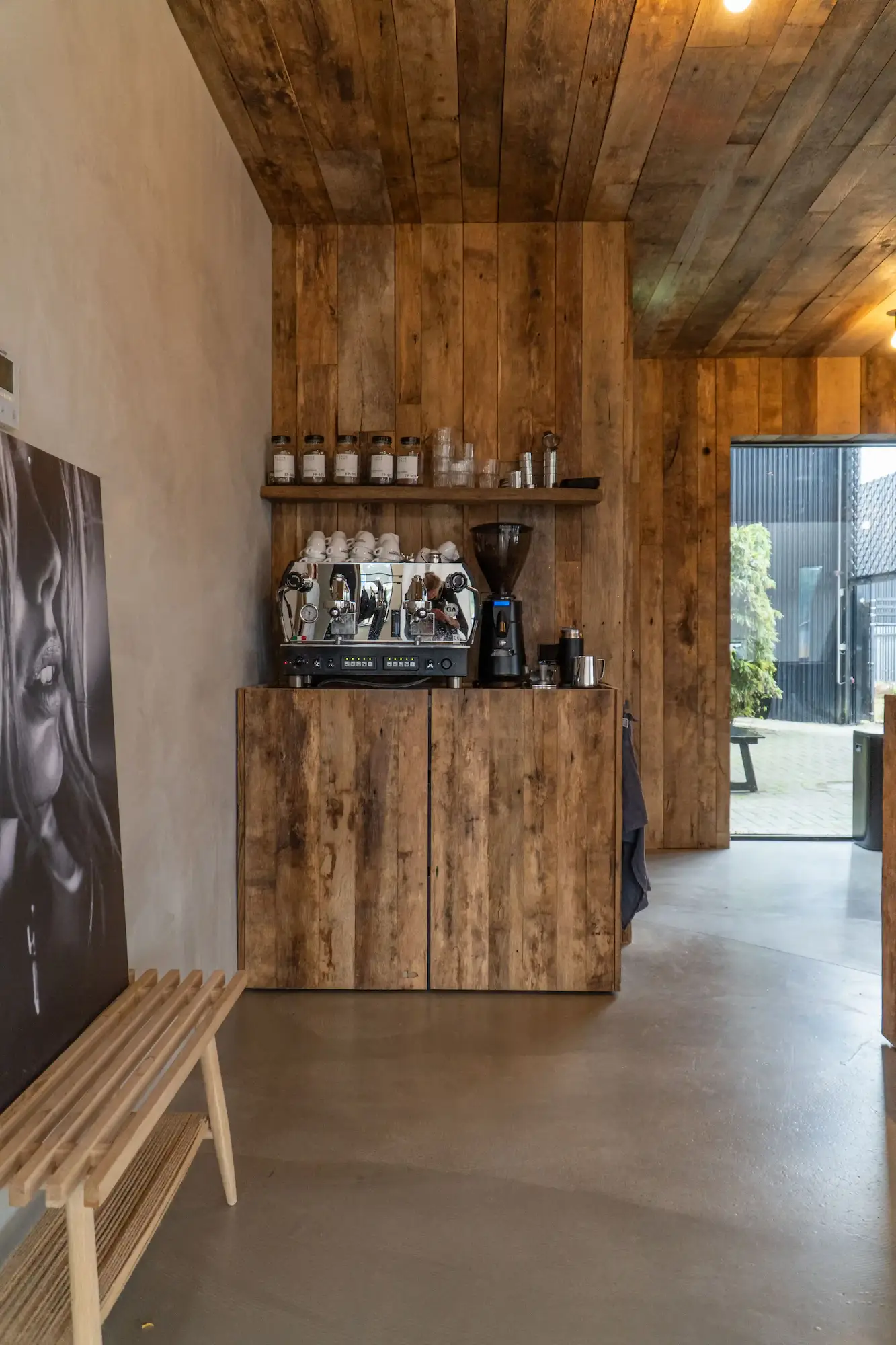 Houten wandbekleding van barnwood
