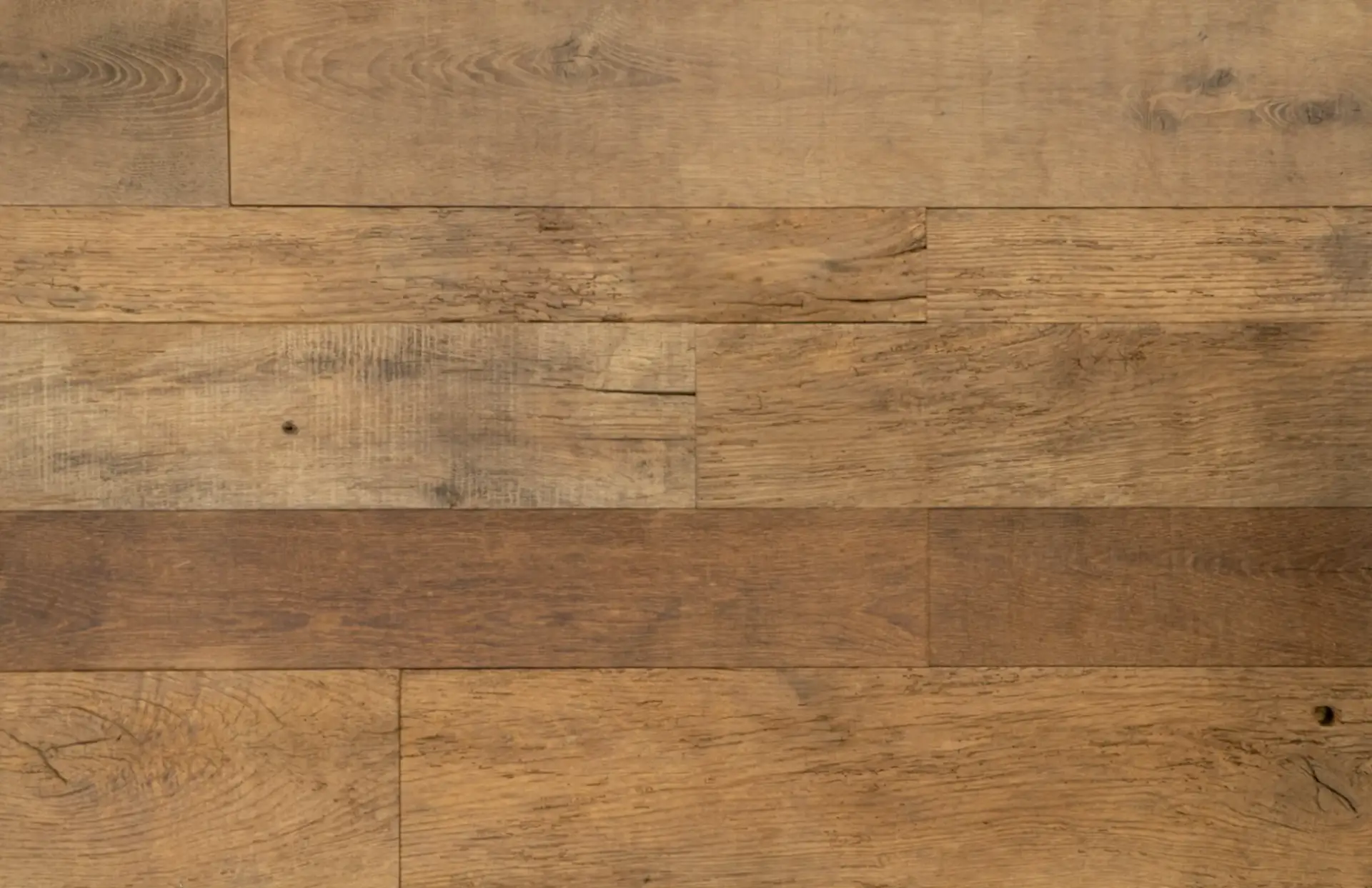 oude houten vloerdelen van recycled eiken