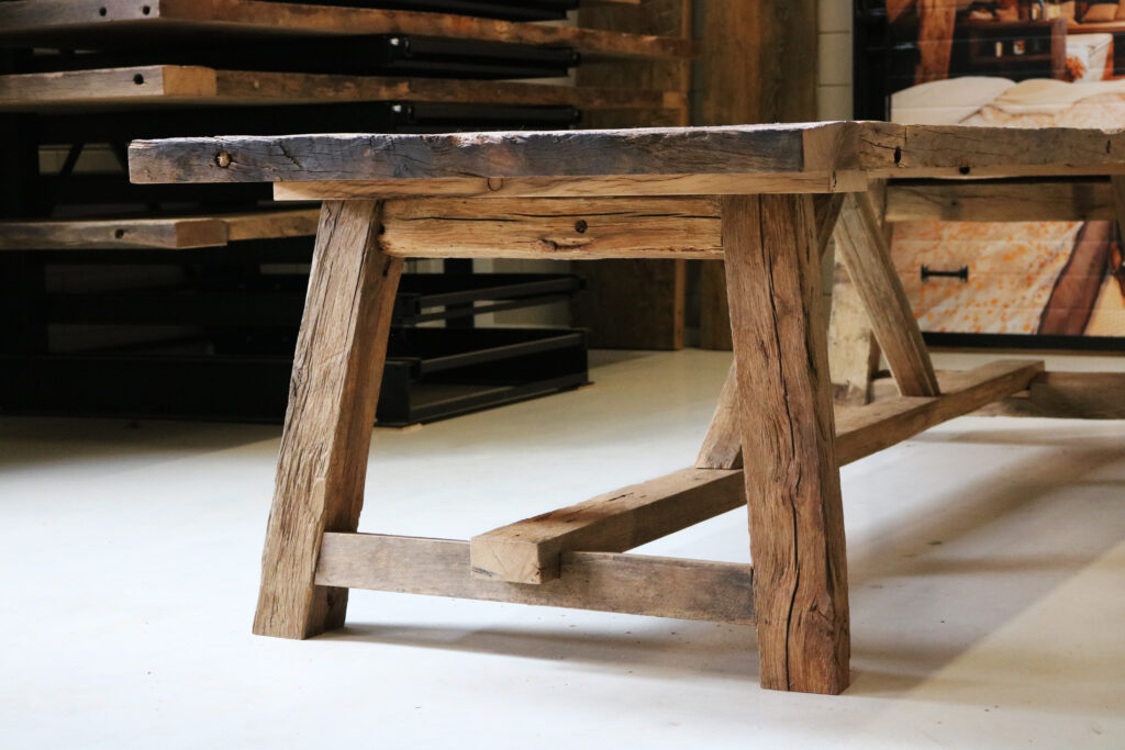 oude houten tafel