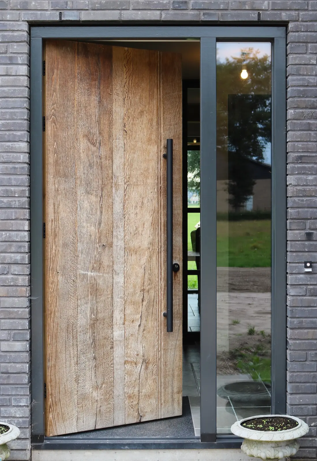 Eikenhouten voordeur recycled