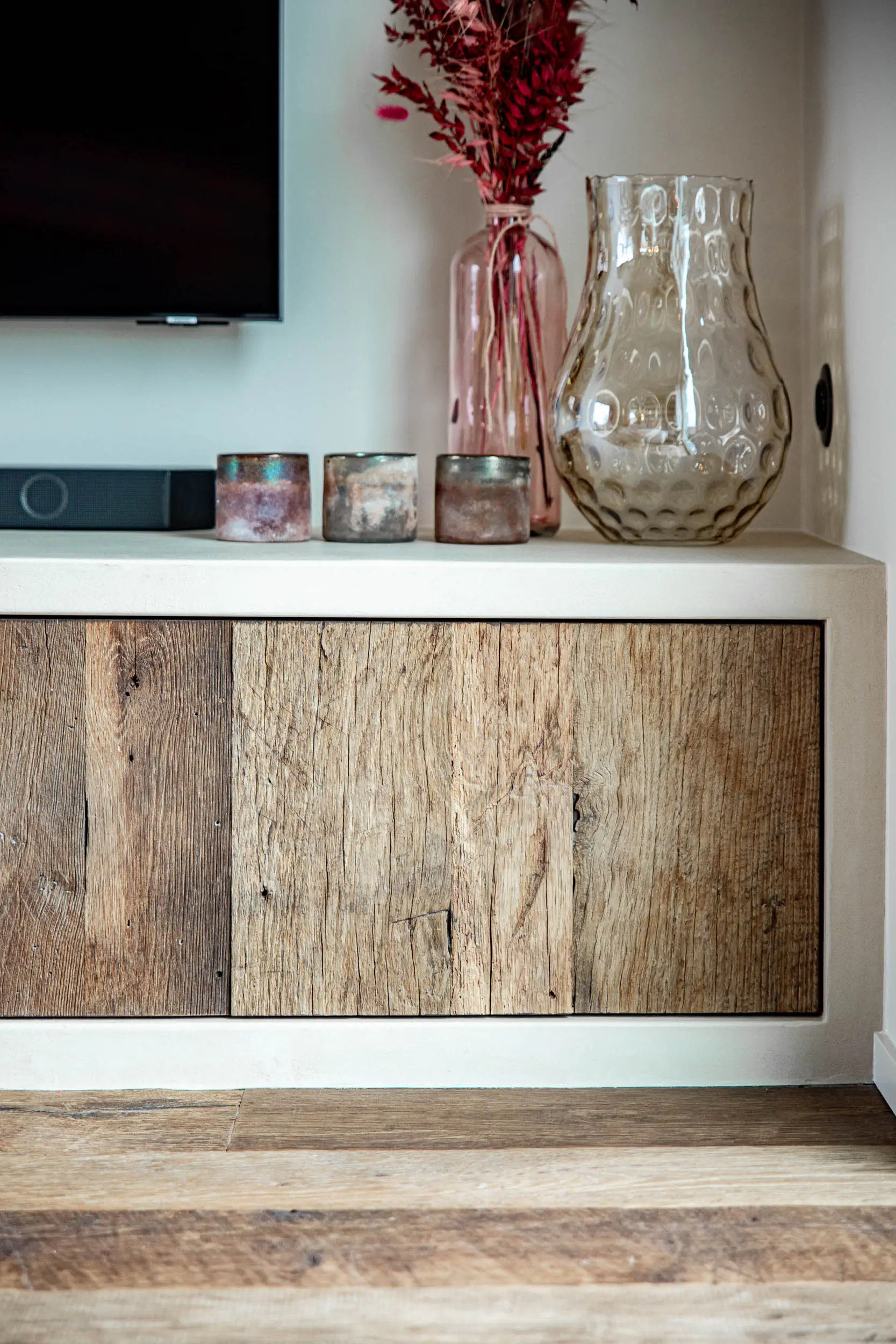 Oud eiken houten meubel