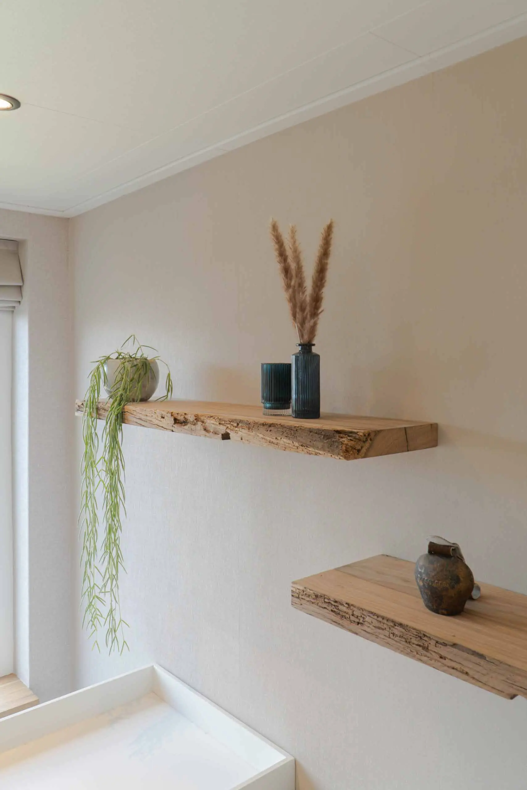 zwevende eiken wandplank kopen van massief eikenhout